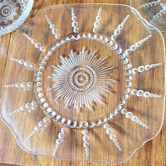 Vtg Columbia Pattern Setting for 4 - Picture 2 of 6